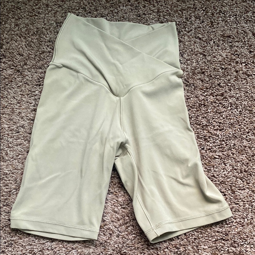 Women's Tan Biker Shorts (7’’ Inseam)